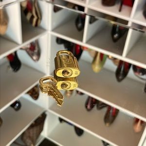 Louis Vuitton Brass Lock & Key #318